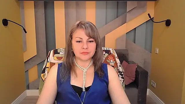 Candy Long online show from October 6, 2025, 5:27 am