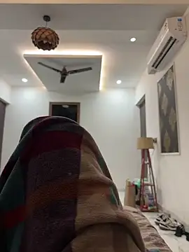 Bollywoodstyle1 online show from April 1, 2026, 5:21 pm