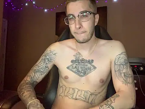 Snapshot of Bwcjoshbanks chatting on July 15, 2026, 8:30 am Bwcjoshbanks online show from July 15, 2026, 8:30 am