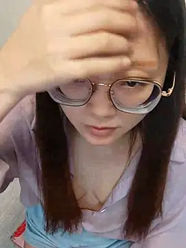 Lu Nana online show from March 10, 2025, 1:54 pm