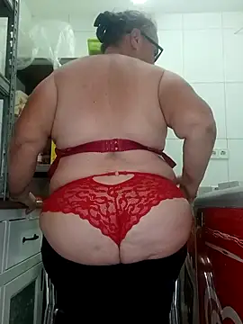 eroticjessitop online show from April 30, 2026, 4:57 pm
