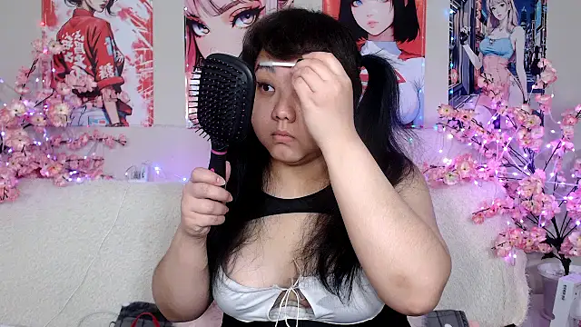 Moertomlly online show from May 27, 2026, 4:42 am