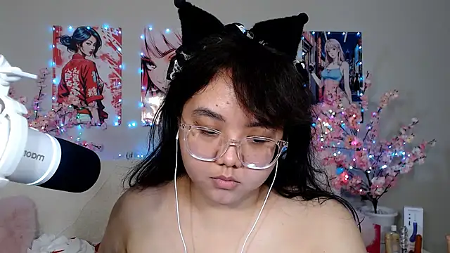 Moertomlly online show from July 28, 2026, 4:39 pm