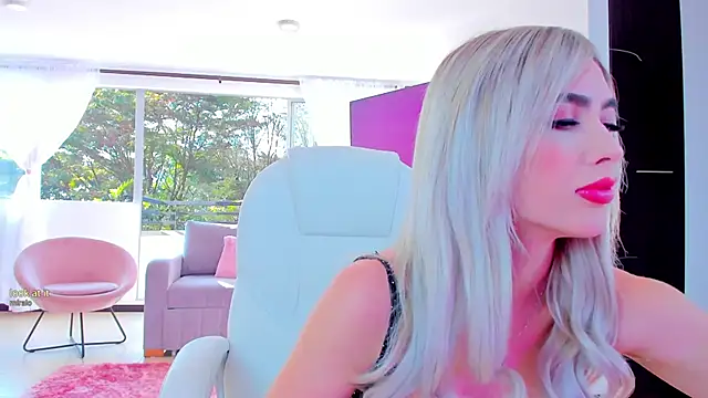 Sophi Jonnes online show from January 21, 2025, 1:00 pm