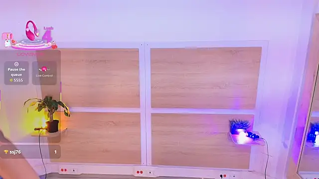  nickypurple  online show from January 9, 2026, 7:15 pm