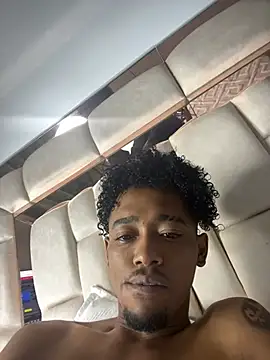 Snapshot of matatanlove chatting on February 1, 2025, 10:13 pm matatanlove online show from February 1, 2025, 10:13 pm