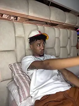 Snapshot of matatanlove chatting on February 28, 2025, 11:45 pm matatanlove online show from February 28, 2025, 11:45 pm