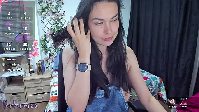 Snapshot of Lunlunera chatting on January 25, 2025, 7:38 am Lunlunera online show from January 25, 2025, 7:38 am