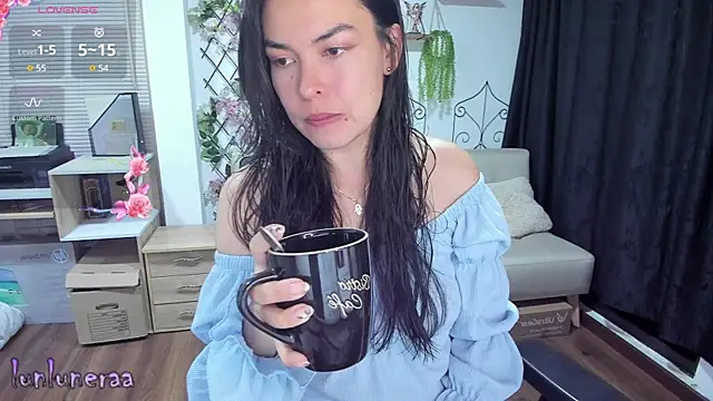 Snapshot of Lunlunera chatting on February 24, 2025, 2:51 am Lunlunera online show from February 24, 2025, 2:51 am