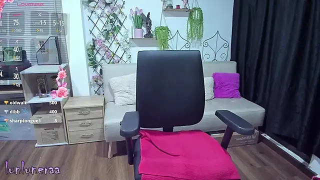 Snapshot of Lunlunera chatting on March 14, 2025, 6:21 am Lunlunera online show from March 14, 2025, 6:21 am