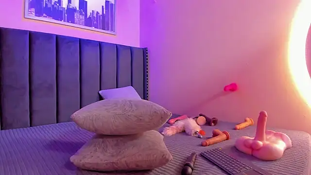 Snapshot of ashlye_miller_ chatting on January 12, 2025, 10:12 am ashlye miller online show from January 12, 2025, 10:12 am