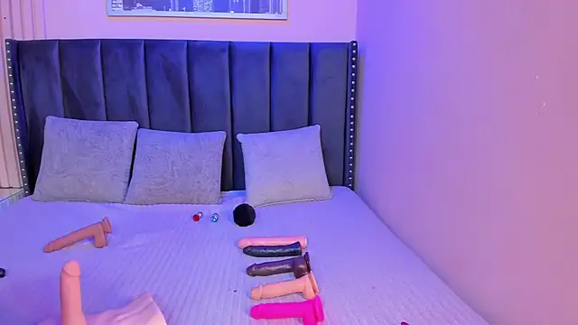 Snapshot of ashlye_miller_ chatting on January 24, 2025, 3:43 am ashlye miller online show from January 24, 2025, 3:43 am