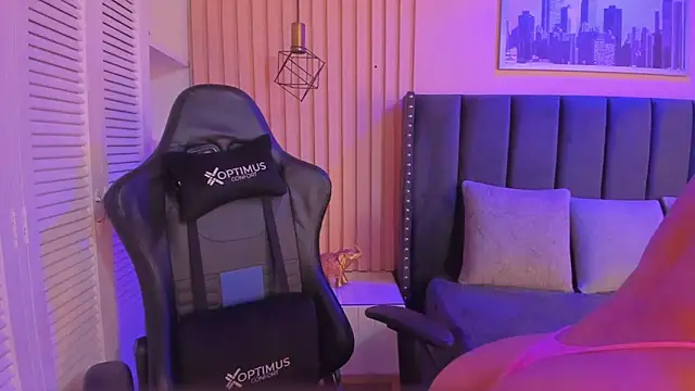 Snapshot of ashlye_miller_ chatting on March 21, 2025, 3:55 am ashlye miller online show from March 21, 2025, 3:55 am