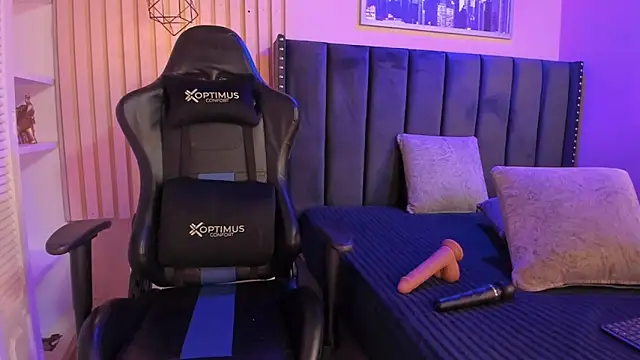 Snapshot of ashlye_miller_ chatting on October 15, 2025, 4:12 am ashlye miller online show from October 15, 2025, 4:12 am