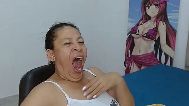 mature martina online show from March 15, 2026, 9:04 am