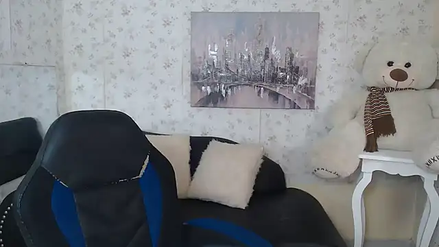 Snapshot of mature_martina chatting on June 13, 2026, 8:29 pm mature martina online show from June 13, 2026, 8:29 pm