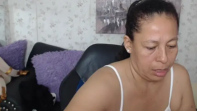 mature martina online show from June 28, 2026, 8:53 am