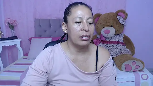 mature martina online show from July 2, 2026, 10:27 pm