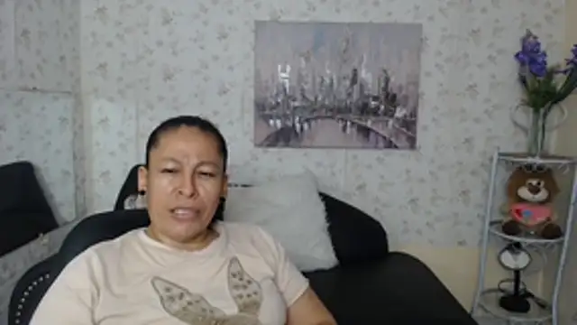 mature martina online show from July 9, 2026, 10:25 pm