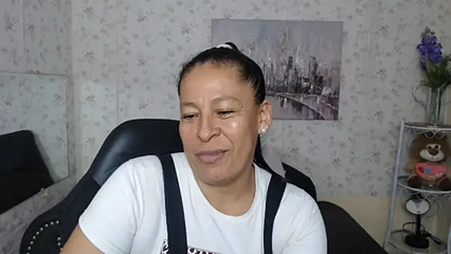 mature martina online show from July 11, 2026, 10:00 pm