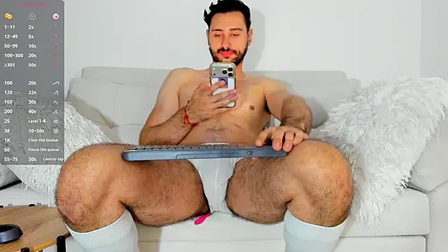Mateoking   online show from July 12, 2026, 10:23 pm