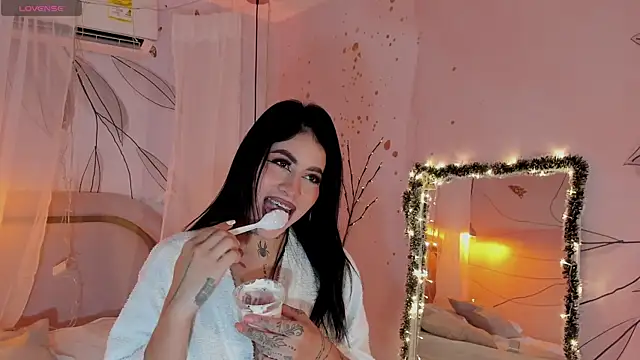 JESYSOZ23  online show from December 18, 2024, 3:15 am