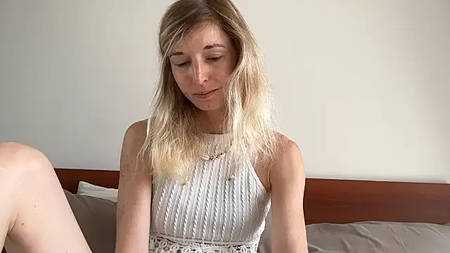 ivankai  online show from March 9, 2026, 3:10 am