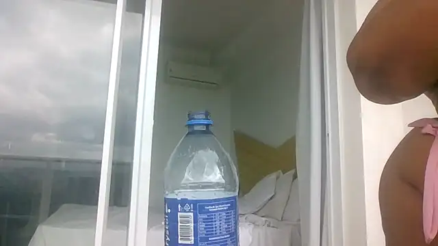 biancabombombbw online show from January 12, 2025, 3:36 pm