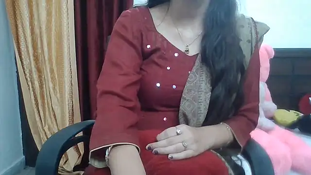 Snapshot of Sexy_iknoor chatting on August 4, 2026, 6:16 am Sexy iknoor online show from August 4, 2026, 6:16 am