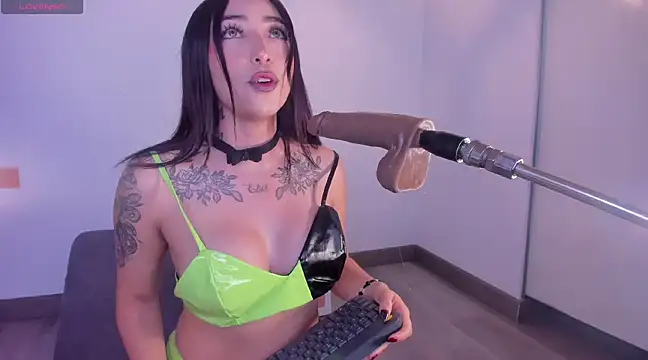 Snapshot of isa_red_hair chatting on January 12, 2025, 3:07 am isa red hair online show from January 12, 2025, 3:07 am