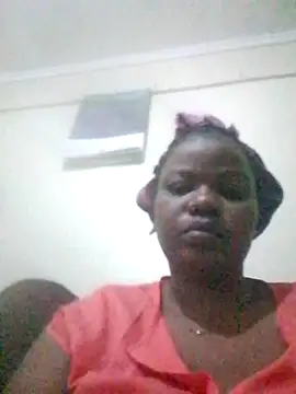 pretty-donna online show from September 12, 2025, 3:28 am