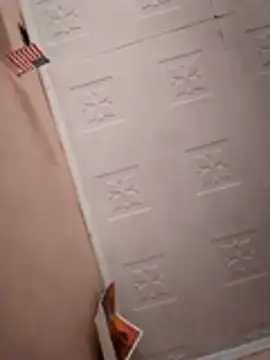 pretty-donna online show from November 11, 2025, 8:58 am