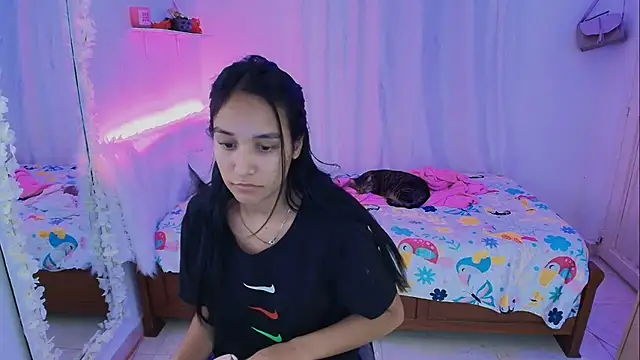 Snapshot of Nanami_19 chatting on October 11, 2025, 7:34 pm Nanami 19 online show from October 11, 2025, 7:34 pm