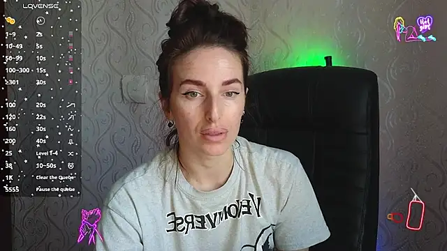 xx adrihanna xx online show from June 3, 2026, 4:34 pm