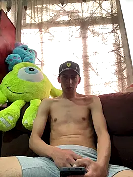 vpn1000 online show from September 22, 2025, 8:33 pm