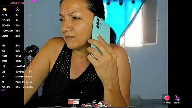 Snapshot of Angelblue_ chatting on May 19, 2026, 4:46 pm Angelblue online show from May 19, 2026, 4:46 pm