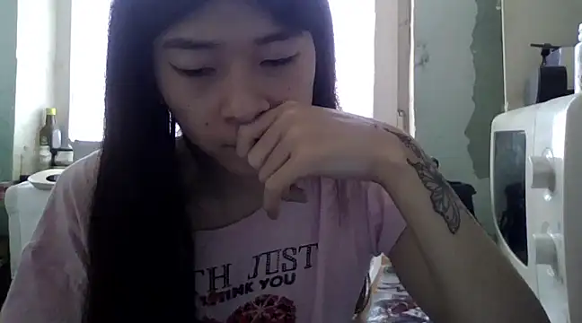 CarlyJoy online show from March 13, 2025, 9:21 am