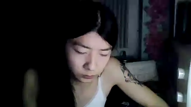CarlyJoy online show from April 25, 2026, 3:20 pm