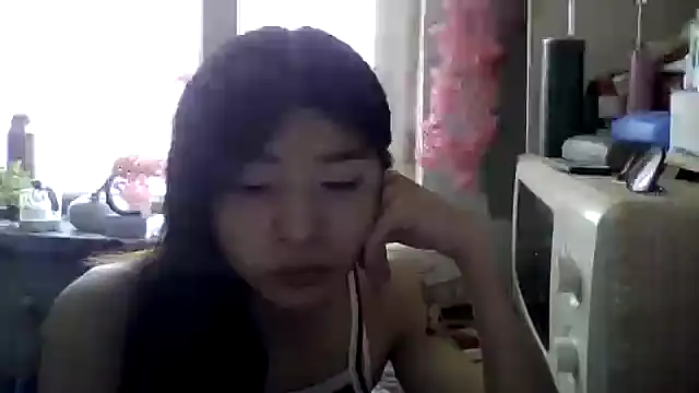 CarlyJoy online show from April 26, 2026, 12:58 pm