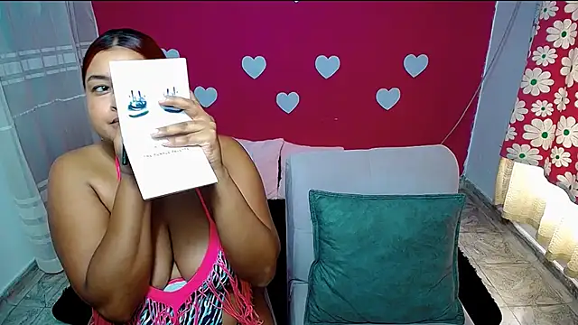 violeta rous online show from May 19, 2026, 2:56 pm
