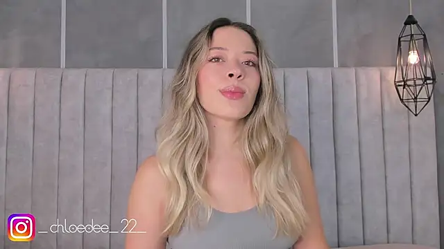 Snapshot of chloe_d chatting on January 15, 2025, 11:43 am chloe d online show from January 15, 2025, 11:43 am