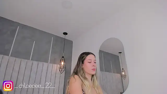 Snapshot of chloe_d chatting on January 19, 2025, 10:39 am chloe d online show from January 19, 2025, 10:39 am