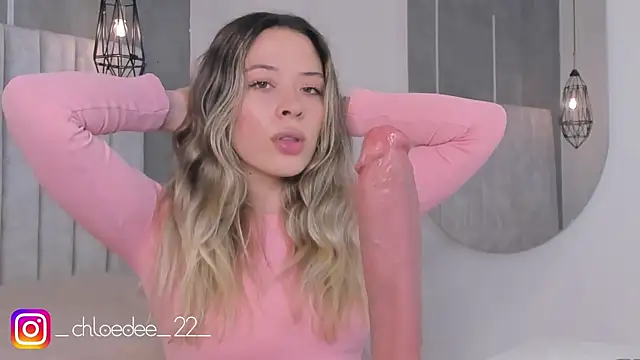 Snapshot of chloe_d chatting on February 12, 2025, 2:43 pm chloe d online show from February 12, 2025, 2:43 pm