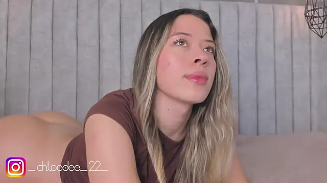 Snapshot of chloe_d chatting on February 15, 2025, 2:55 pm chloe d online show from February 15, 2025, 2:55 pm