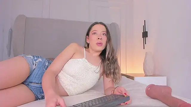 Snapshot of chloe_d chatting on November 3, 2025, 2:07 pm chloe d online show from November 3, 2025, 2:07 pm