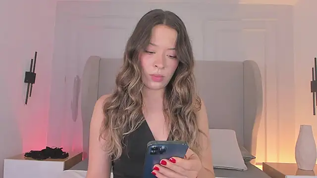 Snapshot of chloe_d chatting on November 26, 2025, 1:01 pm chloe d online show from November 26, 2025, 1:01 pm