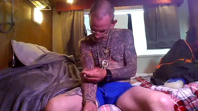 deepstroker42071 online show from March 12, 2026, 8:48 pm