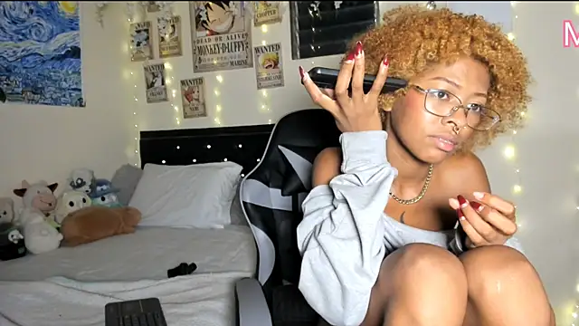 Snapshot of Cristal_Jonas@xh chatting on January 27, 2025, 6:30 am Cristal Jonasxh online show from January 27, 2025, 6:30 am