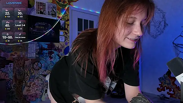 Snapshot of Sunny_Mouse_ chatting on December 13, 2024, 1:55 pm Sunny Mouse online show from December 13, 2024, 1:55 pm