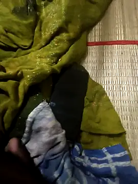 SILENT FUCKER 01 online show from March 18, 2026, 2:04 am